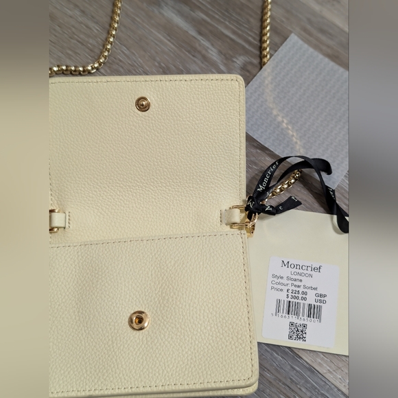 NWT•Moncrief London Italian Leather "Sloane"Crossbody Coin/ID Pouch•Bridal Ivory - Picture 13 of 17